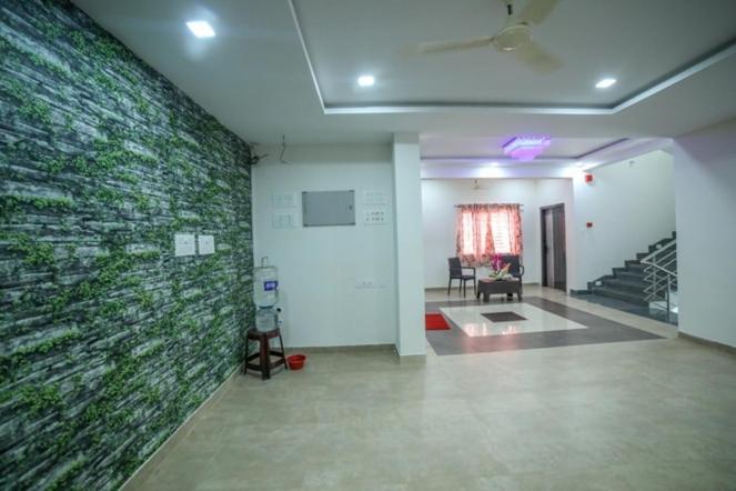 Готель Mandara Residency Kaup Екстер'єр фото